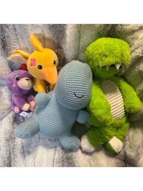 STUFFED DINOSAUR TOYS - EXCELLENT CONDITION No signs of use or wear